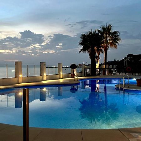 Beachfront Penthouse: Marbella Sea View Terrace Sitio de Calahonda Exterior photo