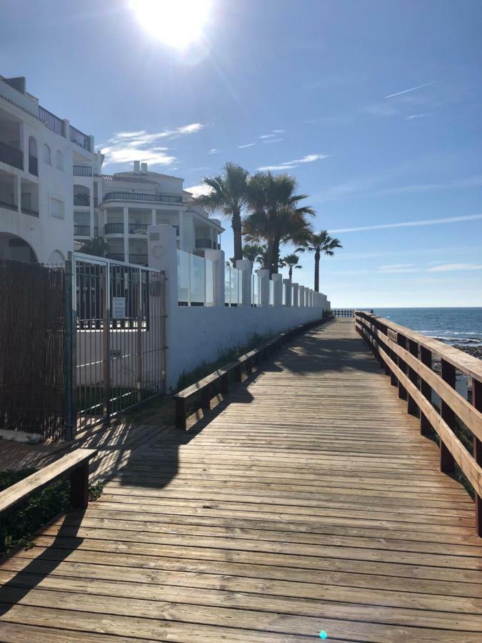 Beachfront Penthouse: Marbella Sea View Terrace Sitio de Calahonda Exterior photo